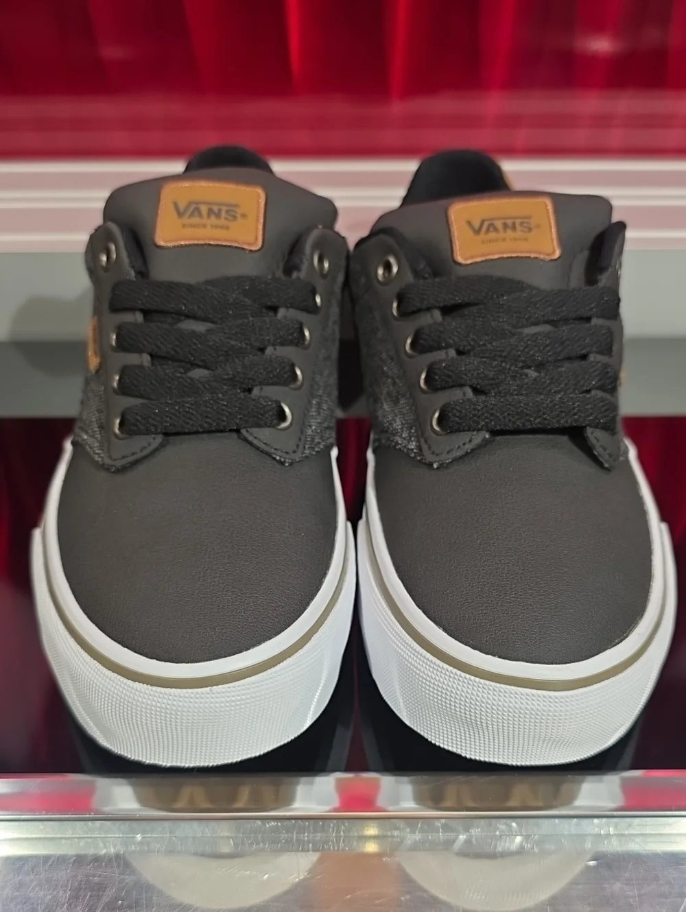 Vans Atwood Deluxe Mixed Black Dachshund Men's 7.5 Women's 9 New